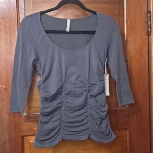 NWT Last Tango Dark Gray Ruched Form-Fitting Scoop Neck 3/4 Sleeve Top Sz M/L